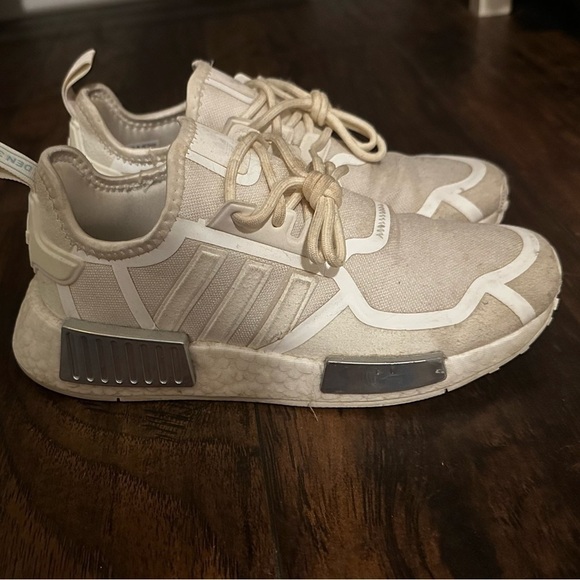 Shoes - Women’s adidas tennis shoes